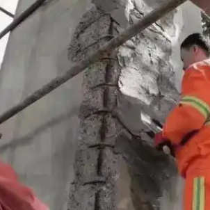 景洪梁板柱楼梯空洞蜂窝剥落露筋等表面破损修补用高强聚合物修补砂浆